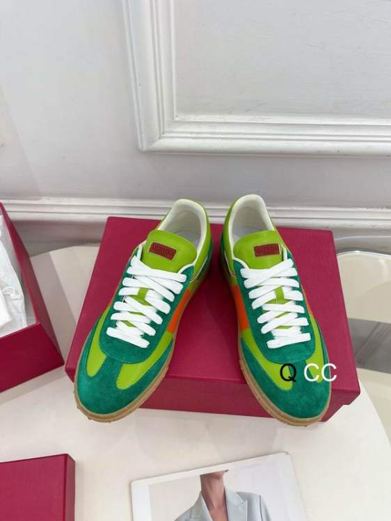 Picture of Valentino Shoes _SKUValentinosz35-45XC120420040